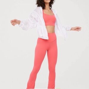 Aerie Real Me Xtra Coral Bootcut Leggings Size S Short